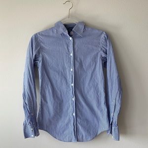 Gap fitted stripe button down shirt